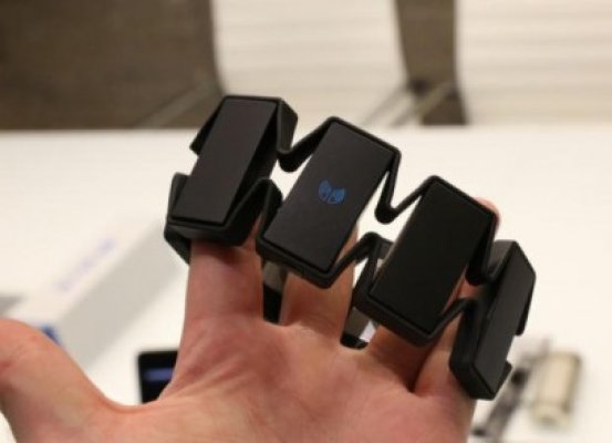 Brăţara care va înlocui mouse-ul a fost lansată